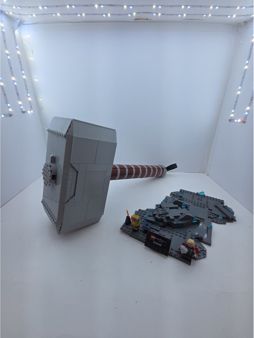 Retired LEGO Marvel 76209 Thors Hammer Mjolnir Display Set Minifigure Incomplete